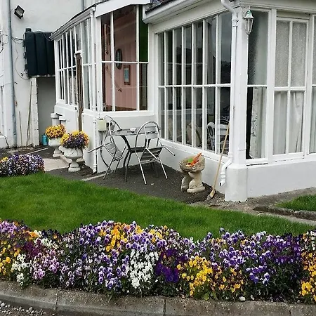 Ashmore House Bed and breakfast 3*