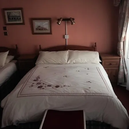 Ashmore House 3* קאשל