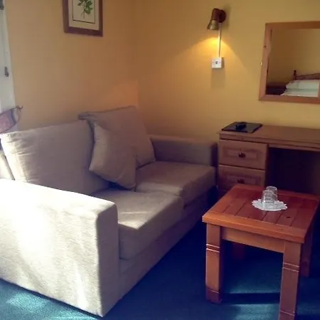 Ashmore House Bed and Breakfast