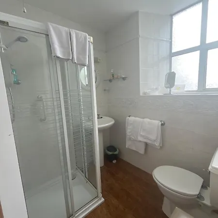 Ashmore House 3* Cashel