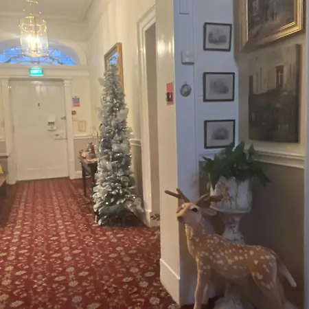 Ashmore House Cashel