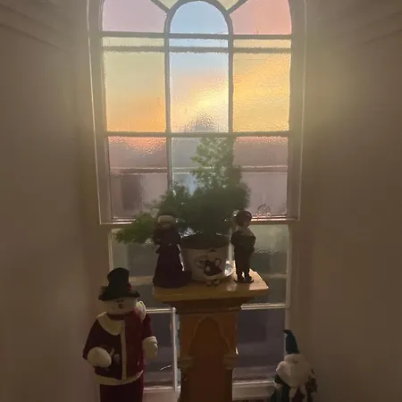 Ashmore House קאשל