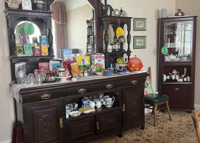 Bed & Breakfast Ashmore House 3*