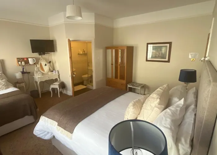 Ashmore House Bed & Breakfast