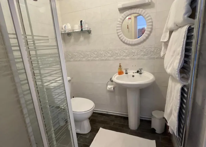 Bed & Breakfast Ashmore House 3*
