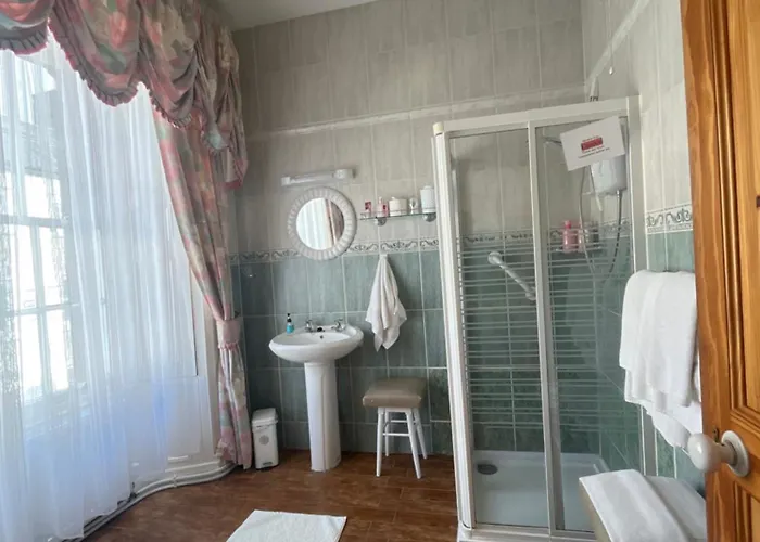 Bed & Breakfast Ashmore House 3*