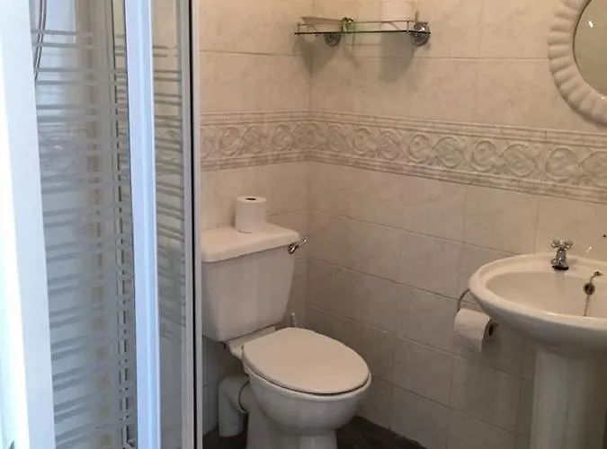 Ashmore House Bed & Breakfast 3*